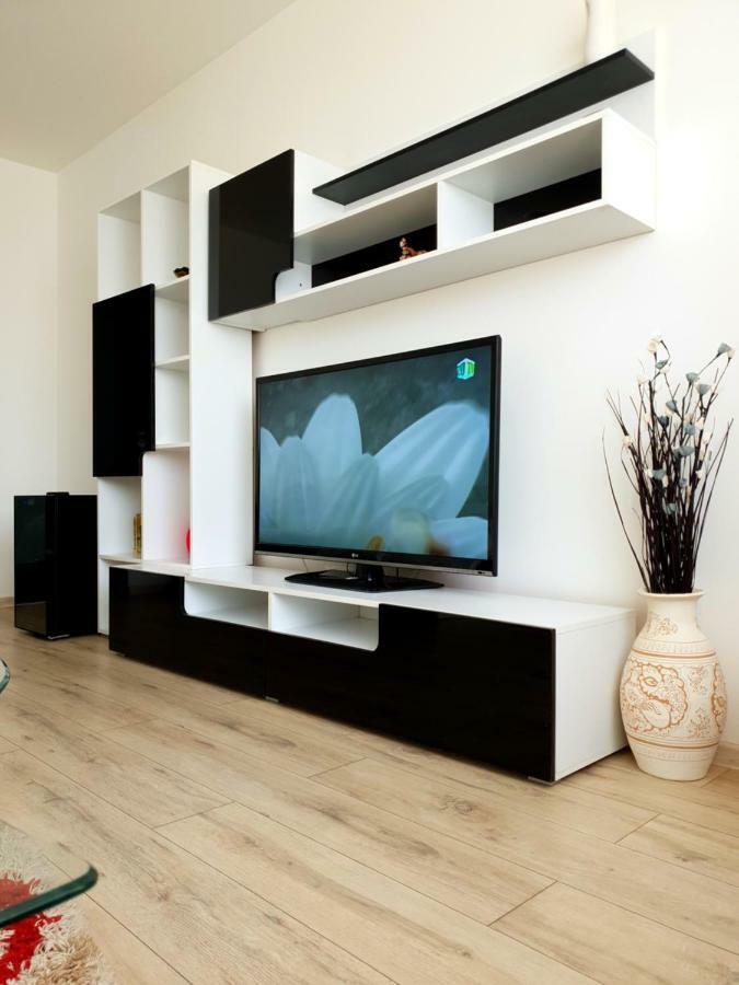 Studio Central Piatra Neamţ Eksteriør billede